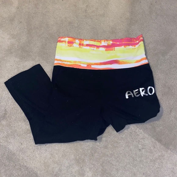Aero Capri Leggings